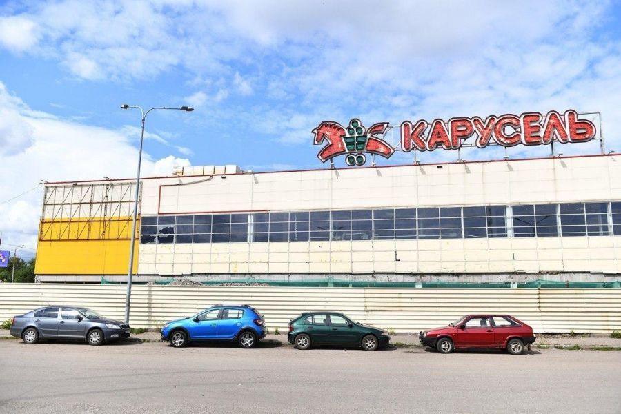 Торговый центр у Толбухинского моста в Ярославле признали безопасным для эксплуатации