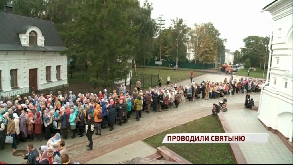 Более 20 тысяч человек прикоснулись к мощам Спиридона Тримифунтского