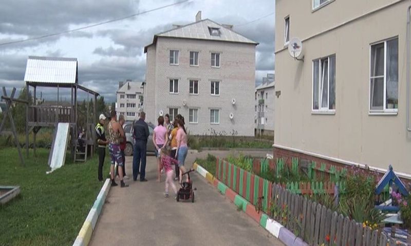 В Борисоглебском детей-сирот начали переселять из проблемного дома