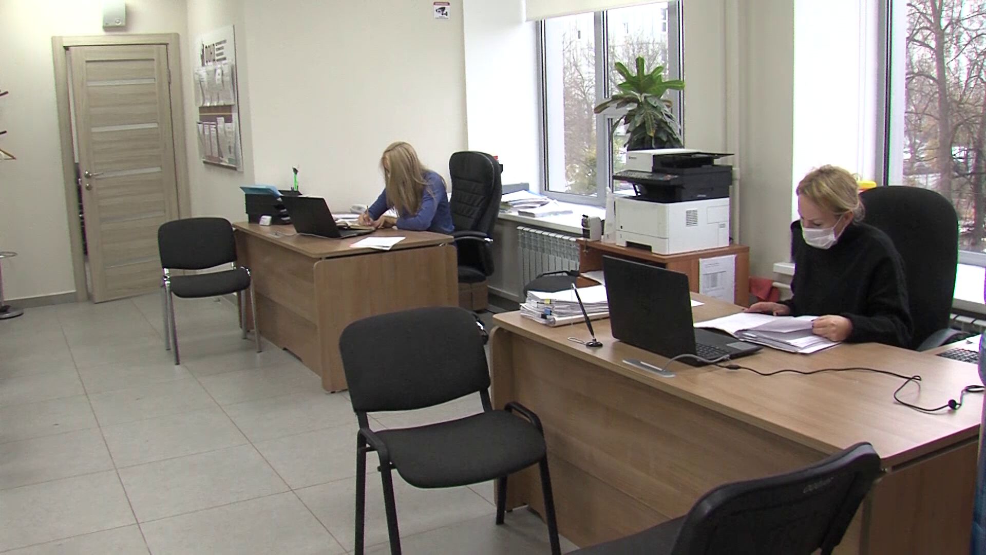 Правительство региона продолжает оказывать финансовую поддержку предпринимателям