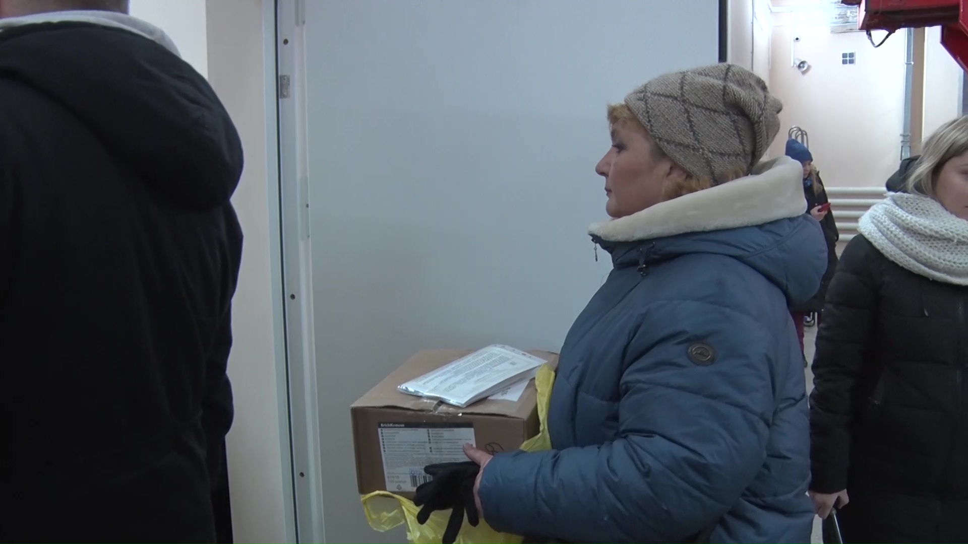 Ярославцы собрали новогодние подарки для детей из Донецкой и Луганской областей