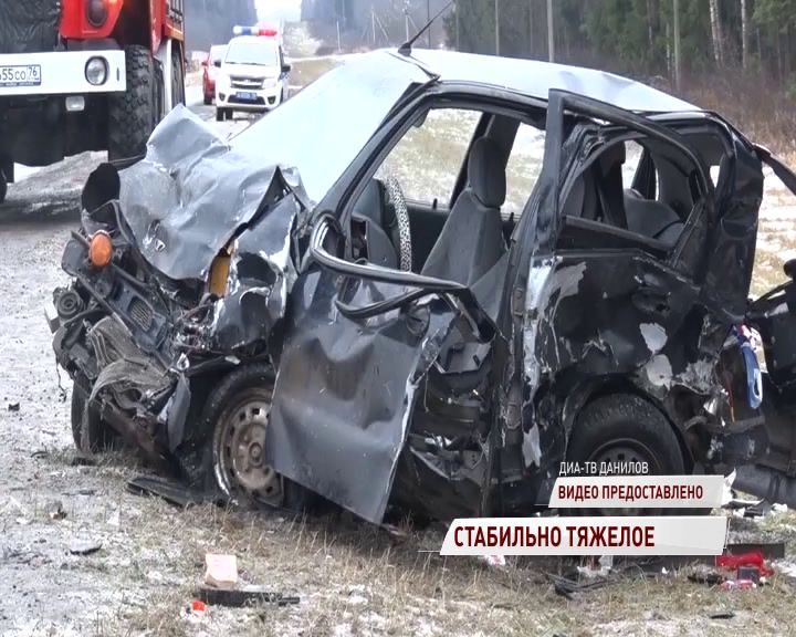Стало известно о состоянии пострадавших в жуткой аварии под Даниловом