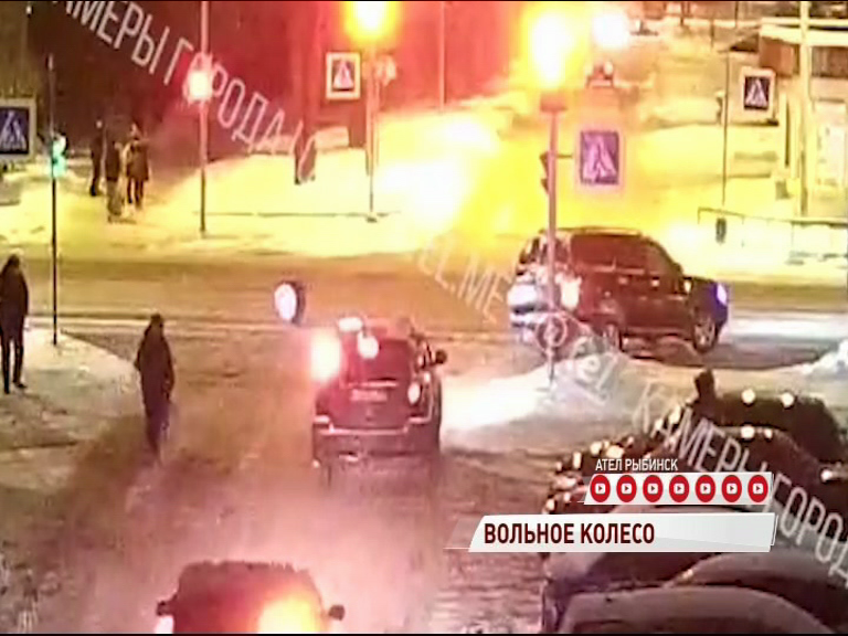ВИДЕО: В Рыбинске колеса вновь катаются отдельно от машин