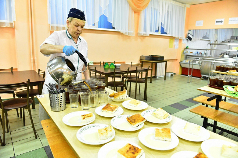 В ярославских школах продолжают улучшать качество питания