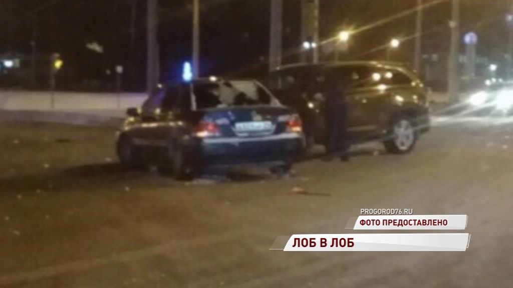 В Брагине лоб в лоб столкнулись две иномарки