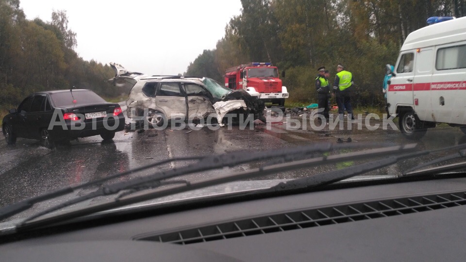 В страшном ДТП на дороге Ярославль-Рыбинск погибли пять человек