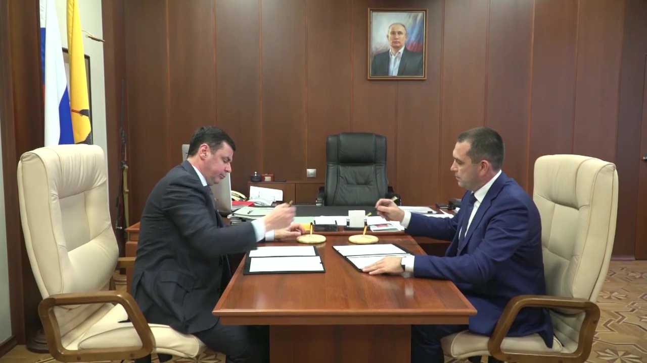Дмитрий Миронов подписал соглашение о сотрудничестве с гендиректором «Славнефть-ЯНОС»