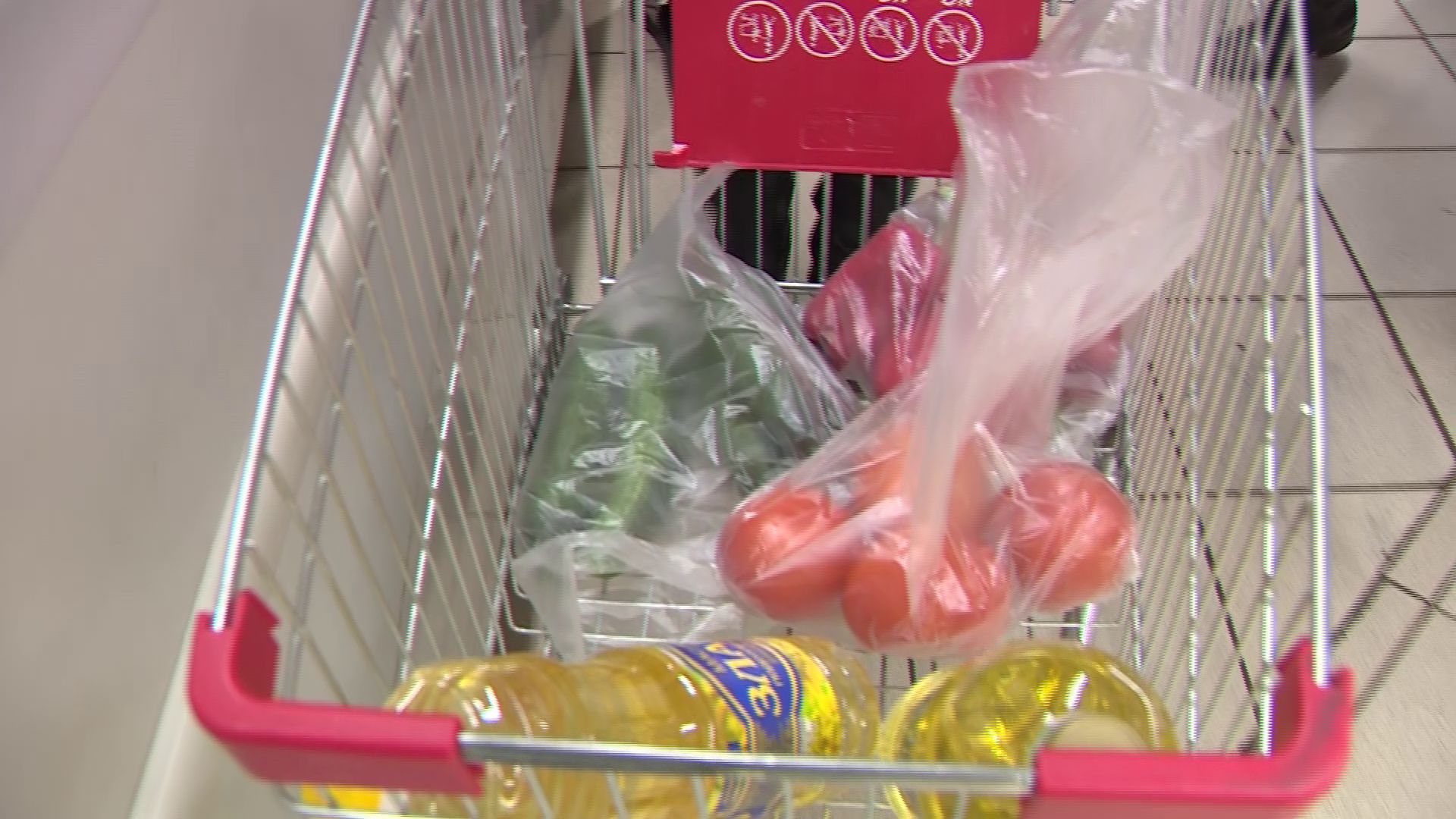 Стало известно, на качество каких продуктов чаще всего жалуются ярославцы