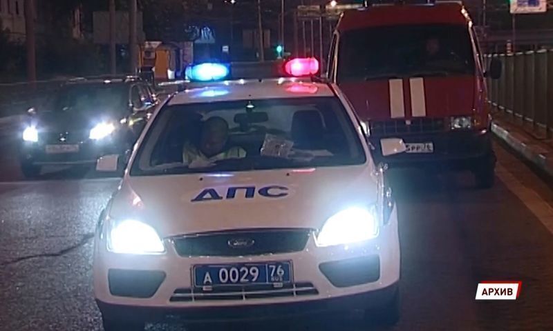 В Ярославле мужчина пытался перерезать горло сотруднику ГИБДД