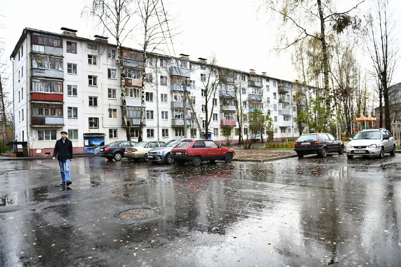 В Ярославле приняли последний благоустроенный двор