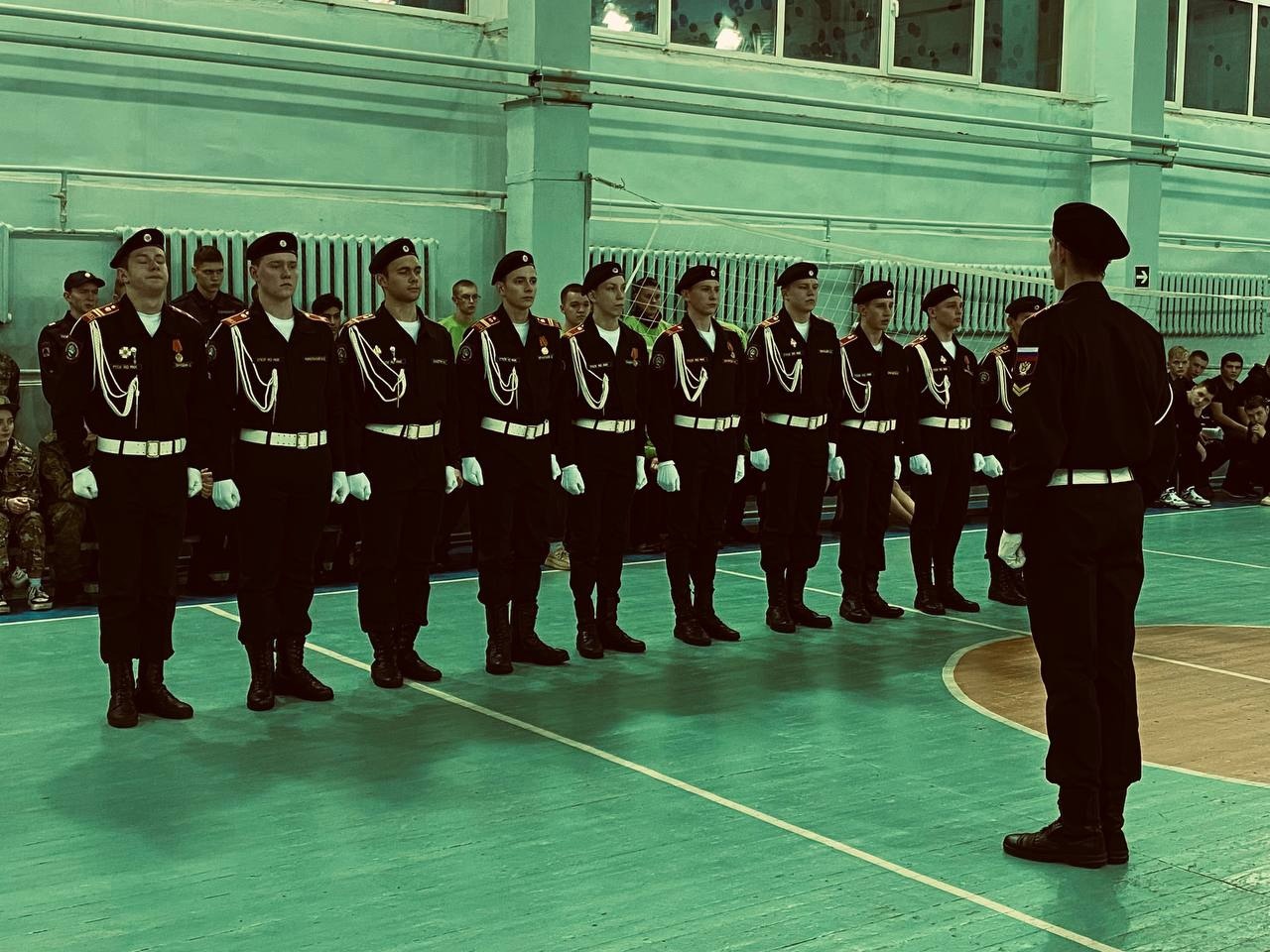 Участниками первых региональных военно-патриотических сборов «Кубок Авангарда» стали более 80 школьников и студентов