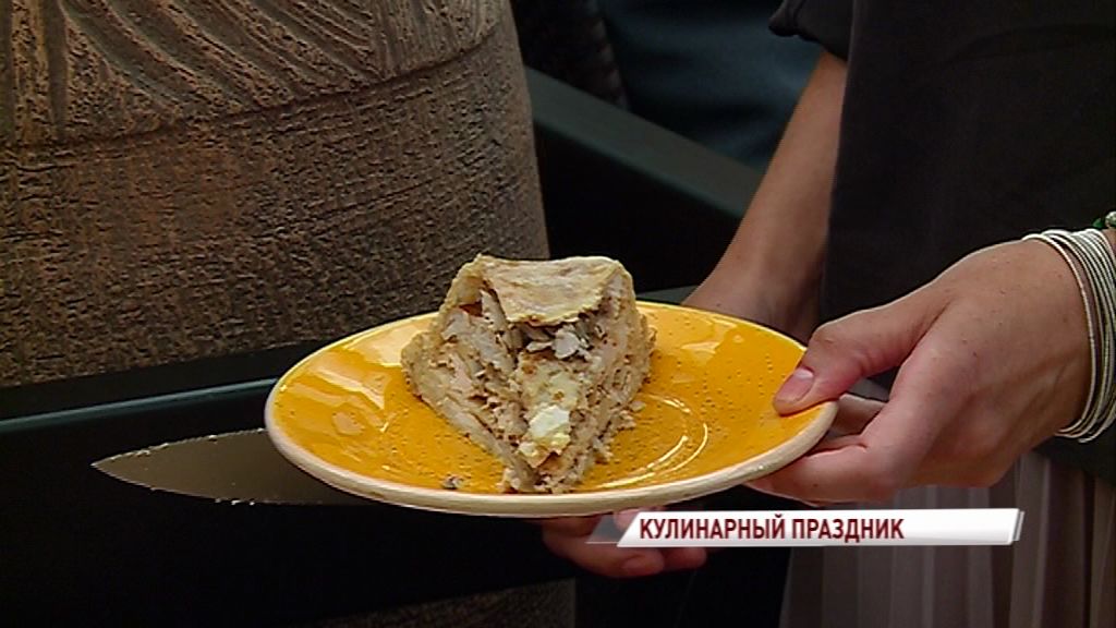 На стрит-фуд фестивале ярославцы попробую курник, луковый мармелад и вятский пирог
