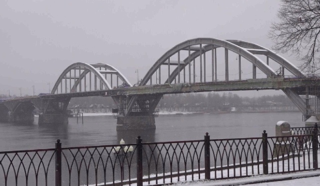В Рыбинске во время ремонта Волжского моста погиб рабочий