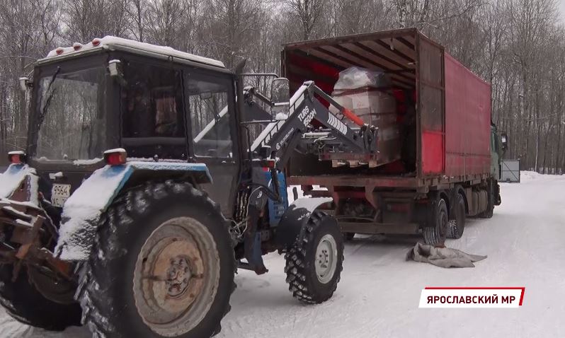 К раненым бойцам едет первая фура новогодней гуманитарной помощи