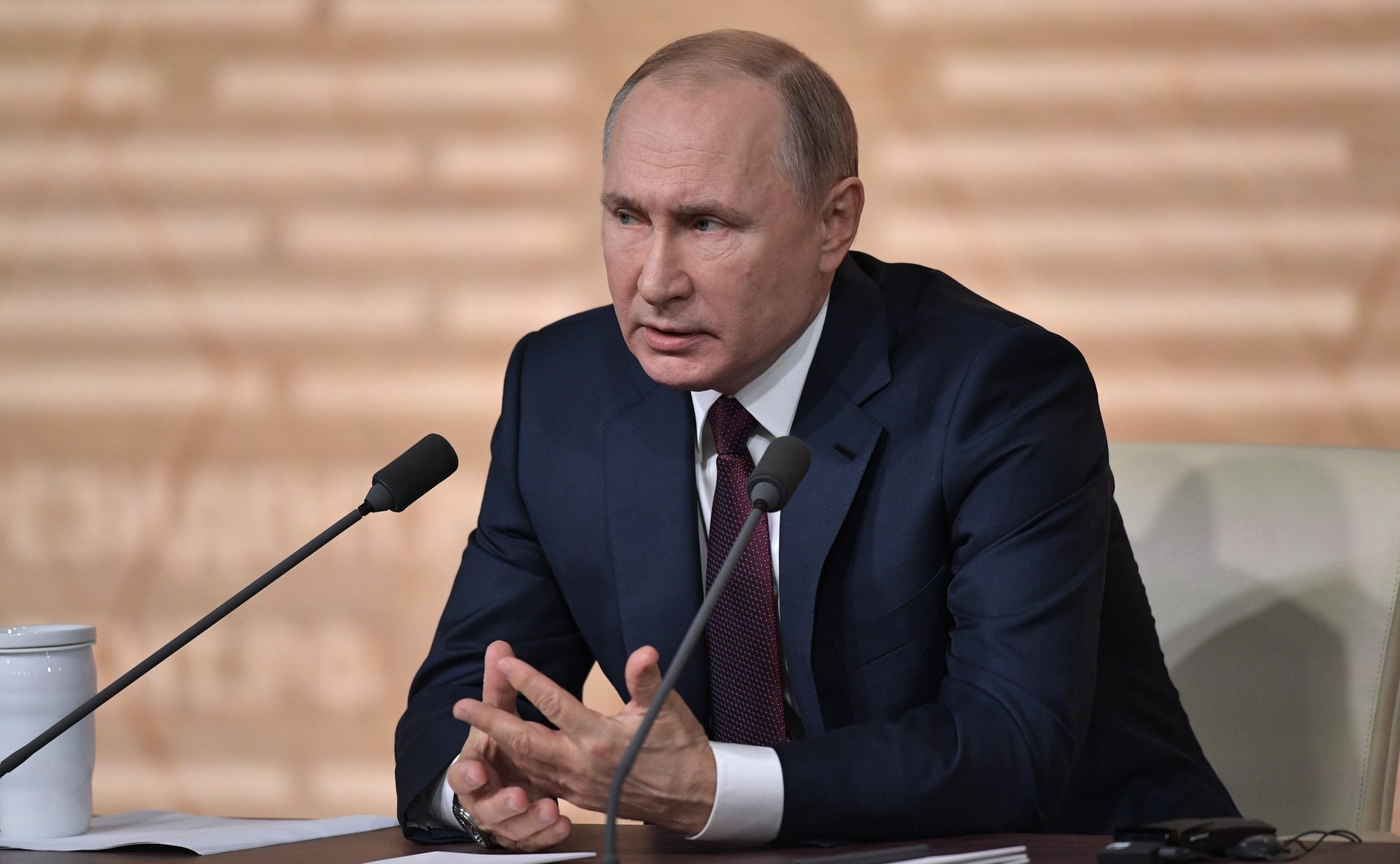 Владимир Путин обратится с посланием к Федеральному собранию: прямой эфир