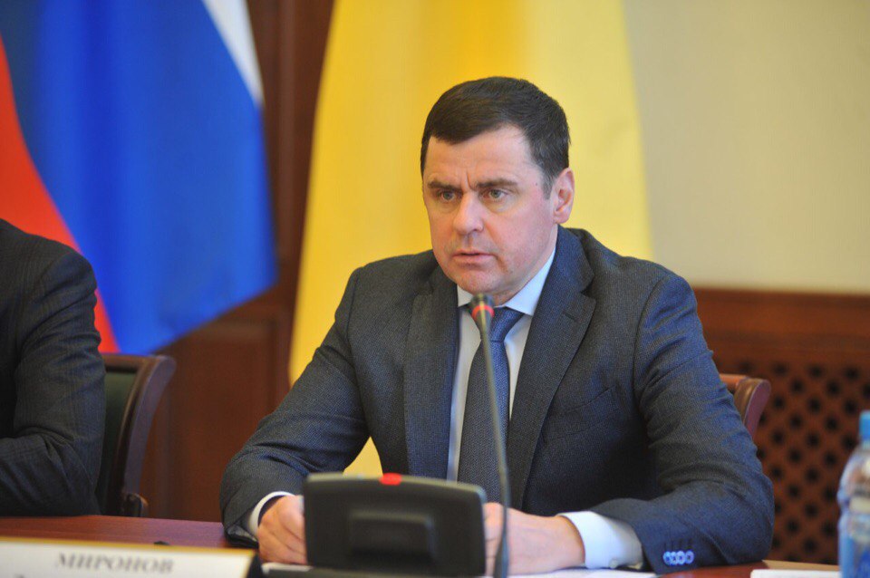 Дмитрий Миронов:"В регионе разрешается работа организаций всех форм собственности, но с большим рядом исключений"