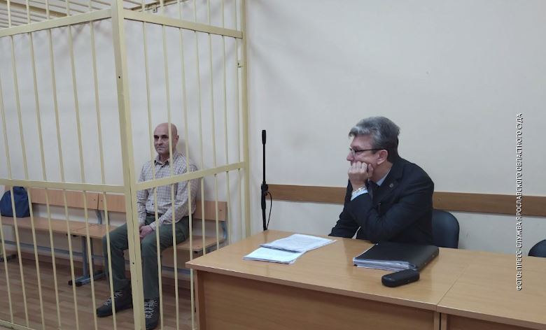 Экс-заместитель директора областного департамента имущественных и земельных отношений предстал перед судом