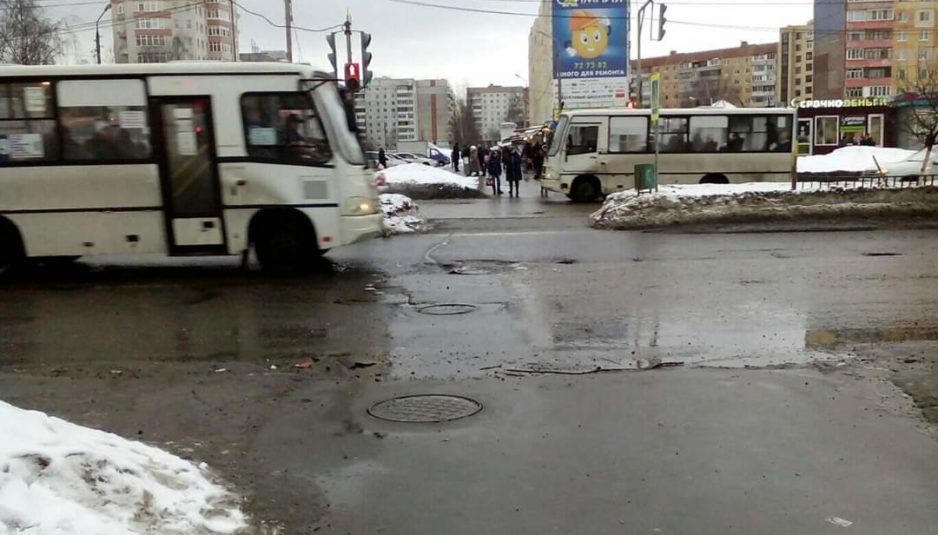 Мэрия отремонтировала опасный участок после жалоб горожан в соцсетях