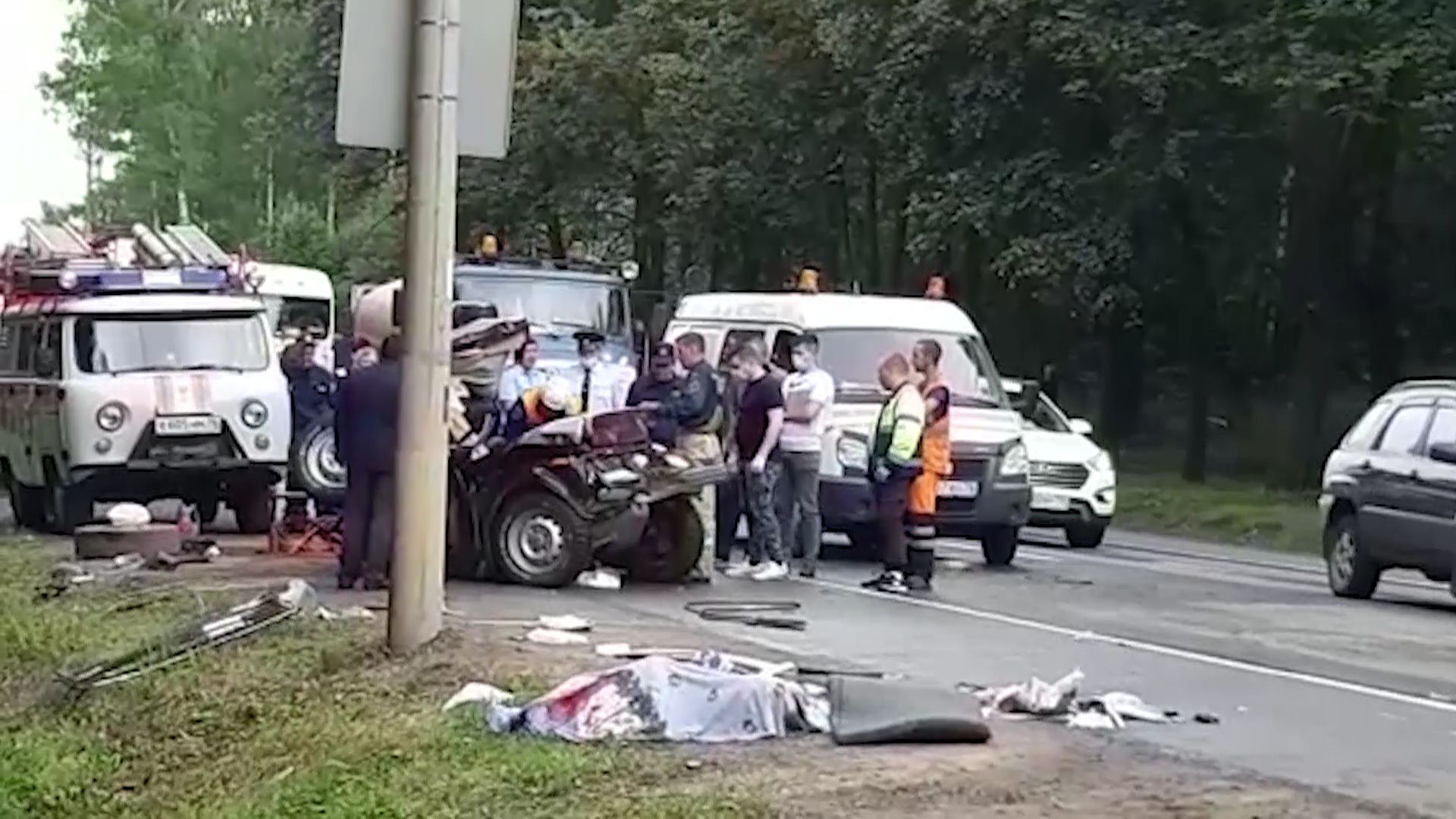 Стало известно, кто был за рулем военного автомобиля, попавшего в ДТП на трассе М8