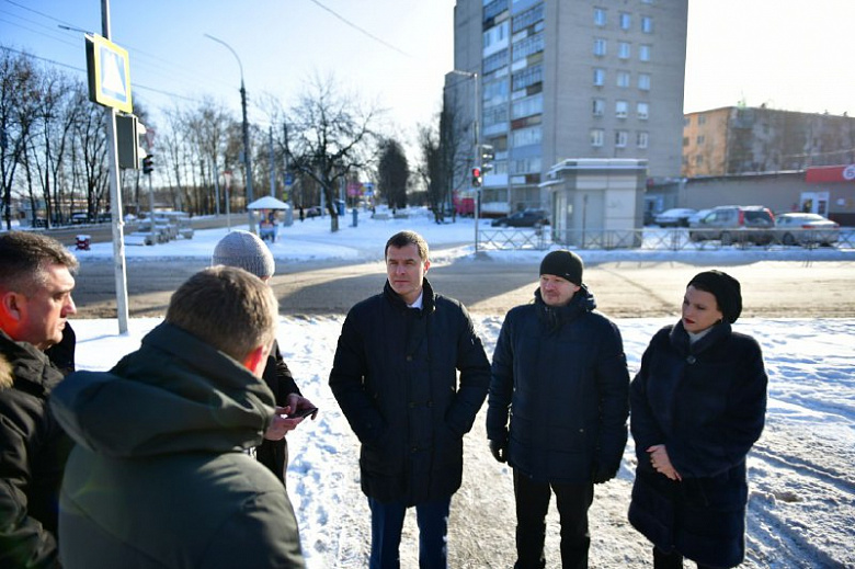 Владимир Волков проверил, как подрядчик исправляет недочеты на Тутаевском шоссе