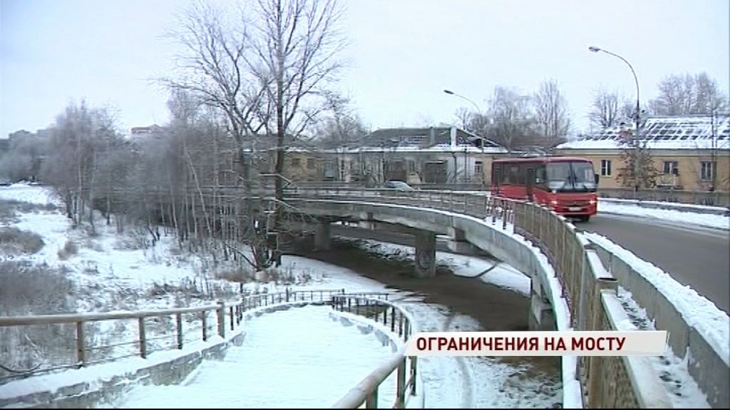 На Добрынинском мосту теперь ограничено движение