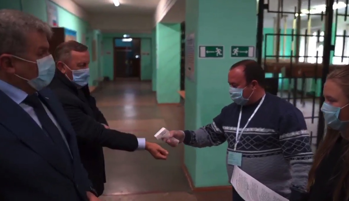 Председатель областной Думы: «На УИКах соблюдаются все необходимые меры безопасности»
