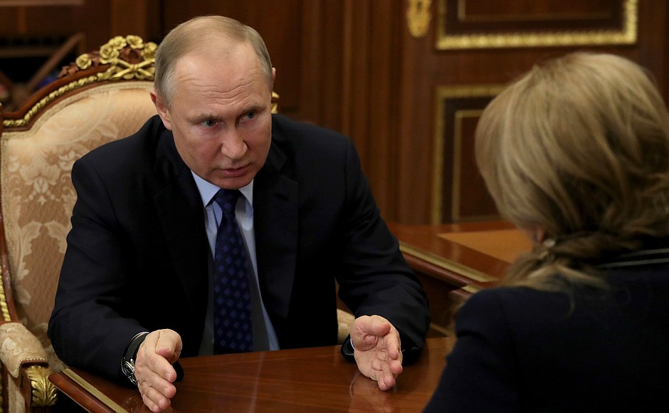 Владимир Путин допустил перенос референдума по Конституции для сохранения здоровья граждан