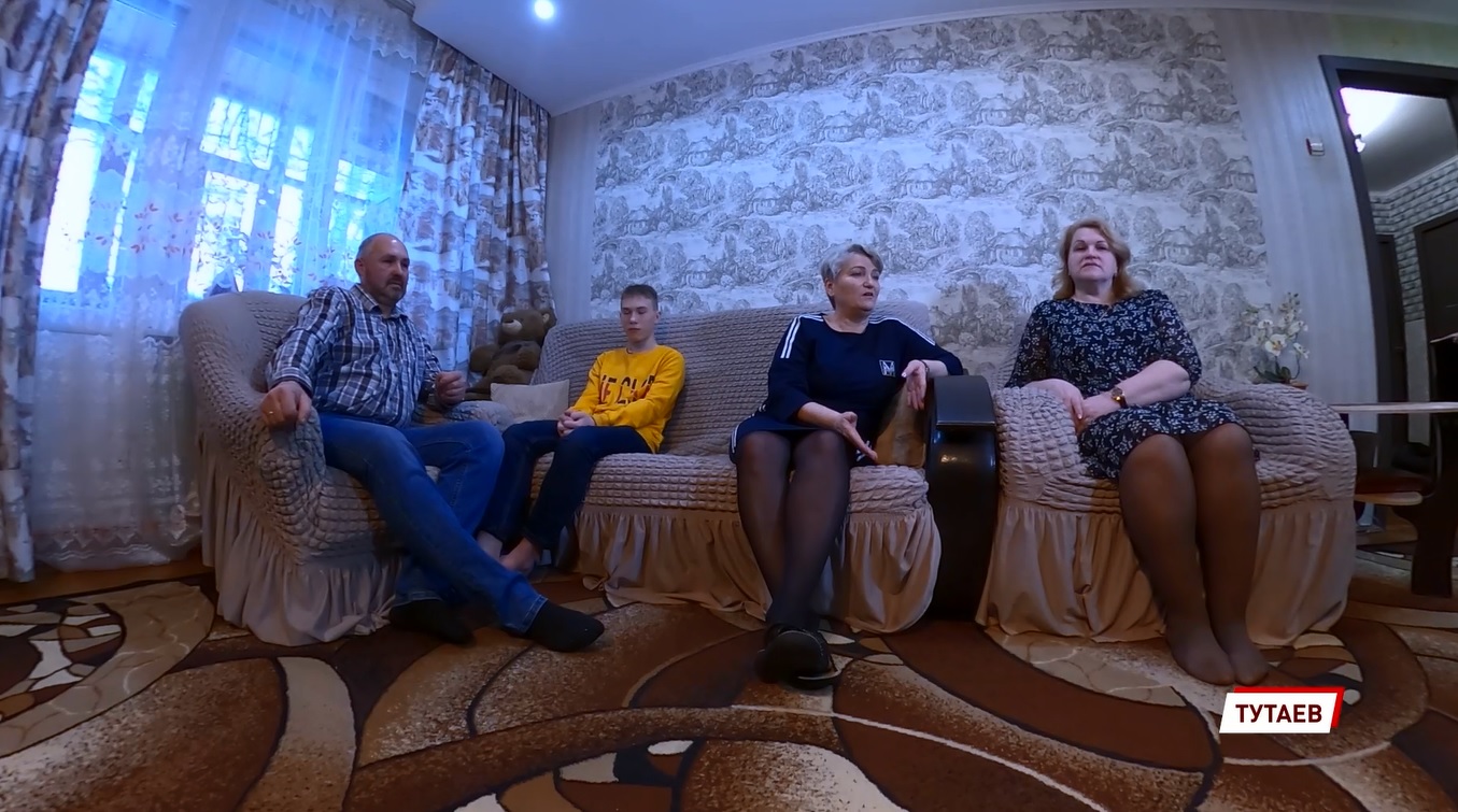 «Им нужен наставник»: сеть консультационных пунктов помогает приемным родителям в воспитании детей