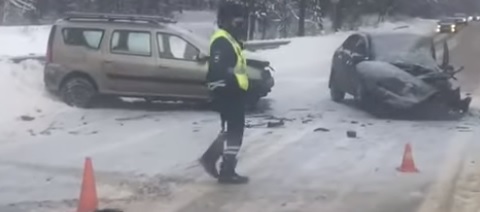 В ДТП в Заволжском районе Ярославля один человек погиб, один травмирован