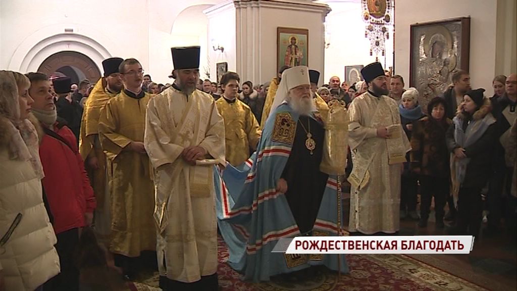 В храмах региона прошли рождественские службы: как встретили праздник в Успенском соборе