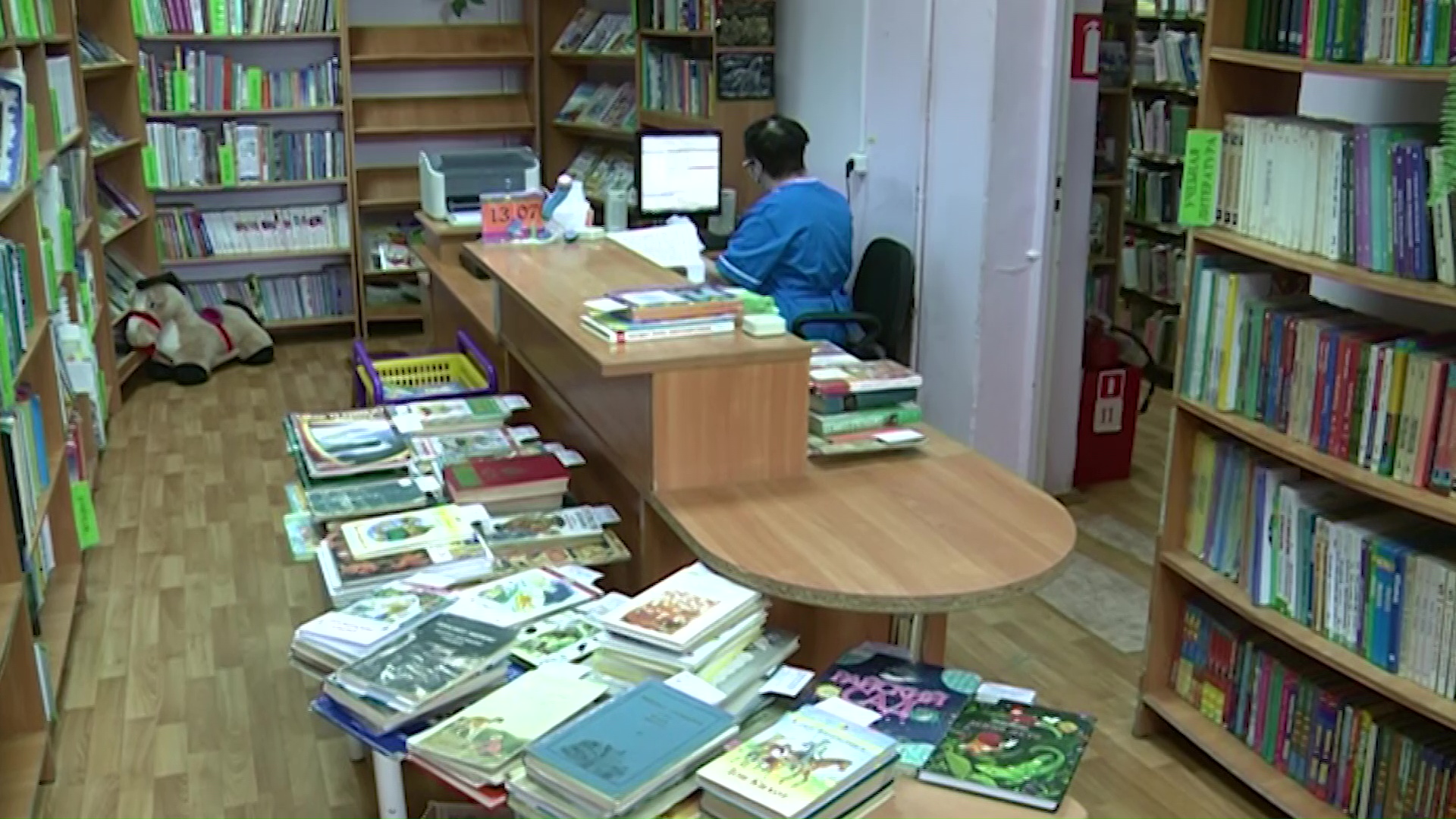 Книги на карантин после читателя: как работают библиотеки в Ярославской области