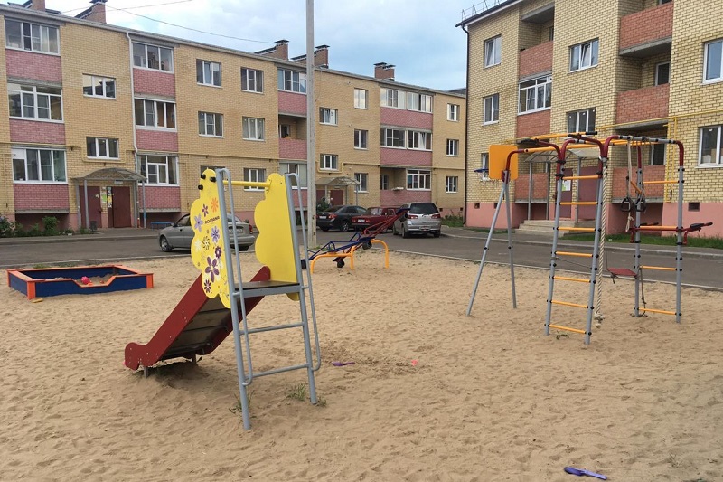 Дети-сироты получили 58 квартир в Ярославской области