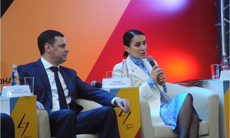 Тина Канделаки написала новую книгу про борьбу за идеальное тело