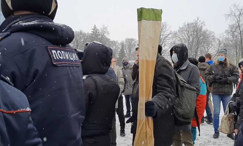 В России увеличили штрафы за неповиновение полиции на митингах