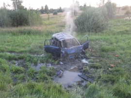 При подъезде к Ярославлю после лобового столкновения вспыхнул «Опель»: есть пострадавшие
