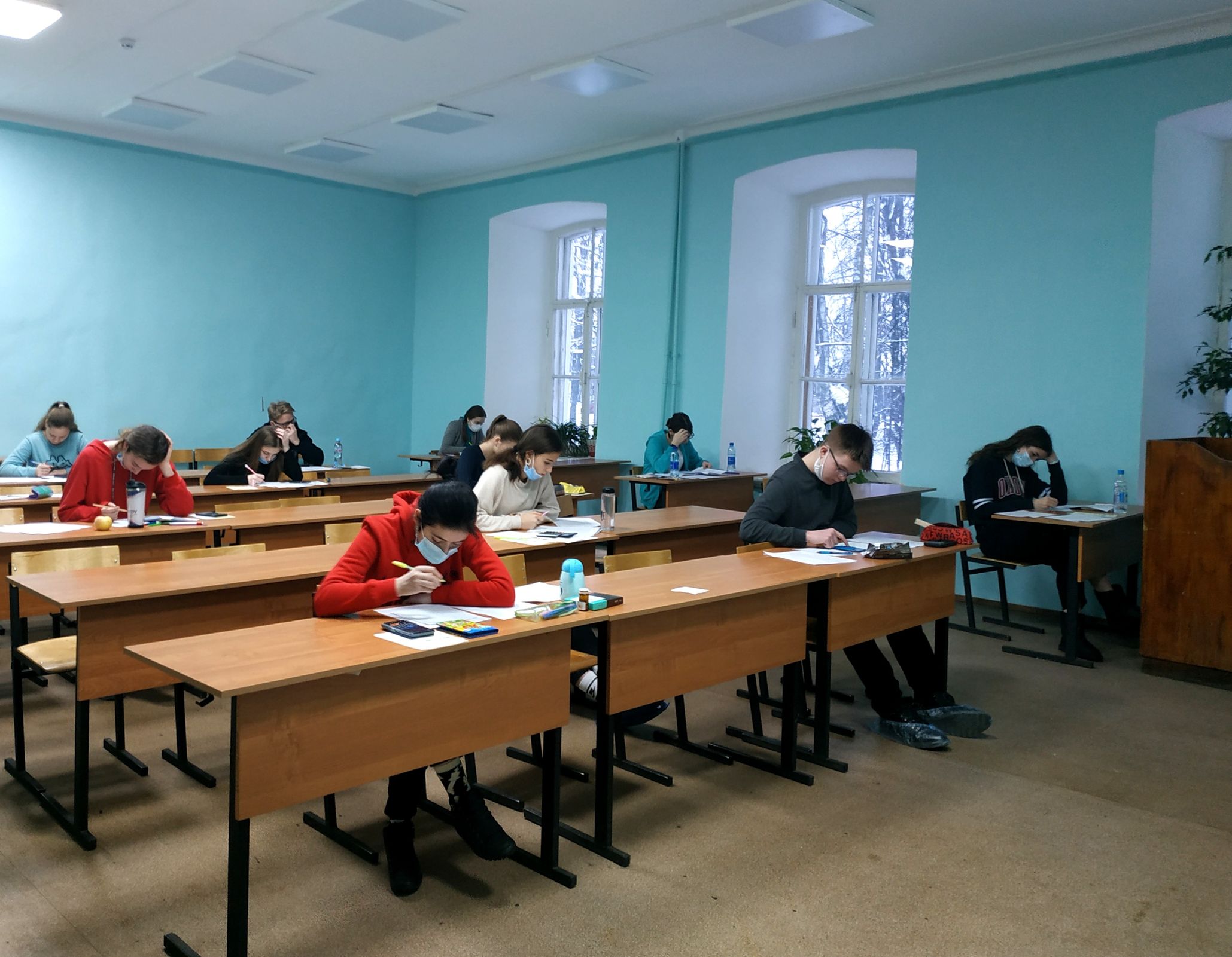 1 880 школьников приняли участие в региональном этапе Всероссийской олимпиады