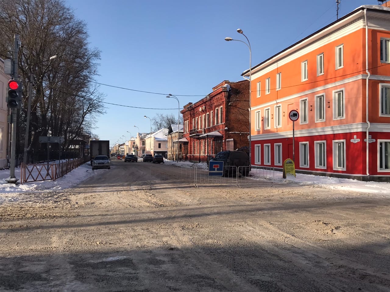 В Рыбинске начали монтировать дополнительные ливневки