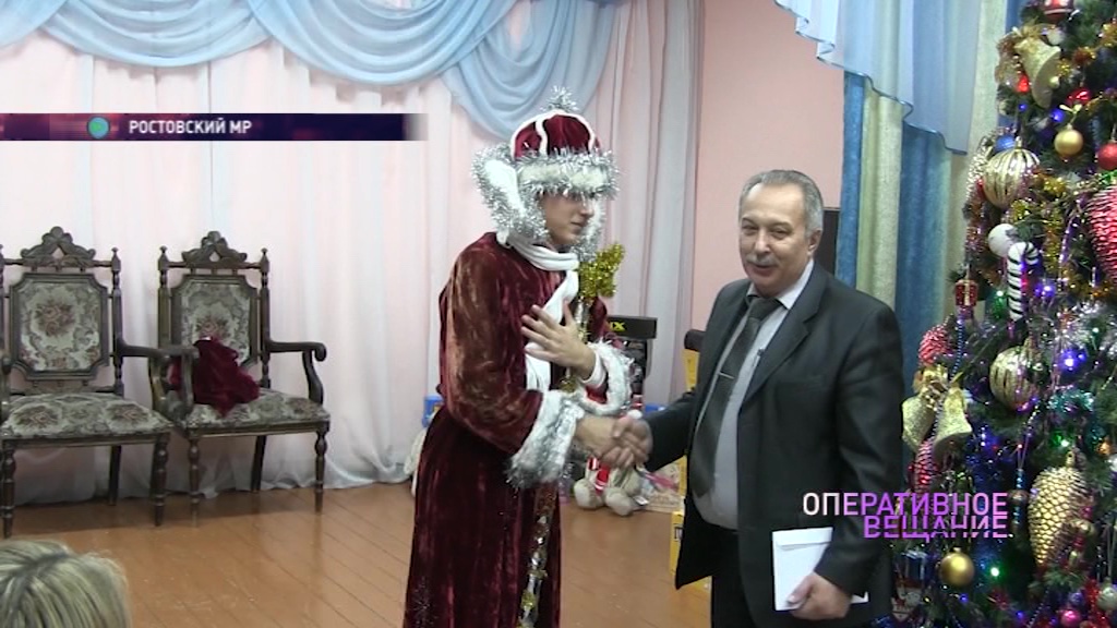 Полицейский Дед Мороз поздравил с Новым годом воспитанников ростовского детдома