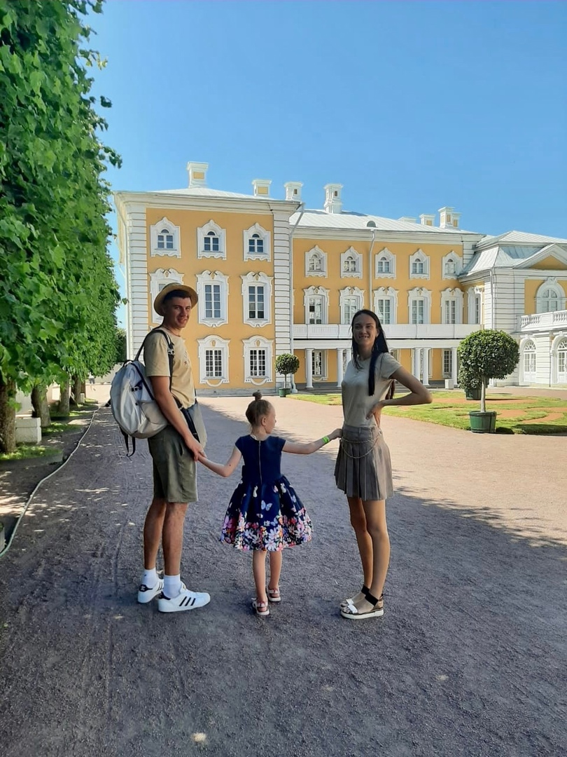«Баланс находим в межсезонье»: жены волейболистов ВК Ярославич делятся секретами семейной жизни