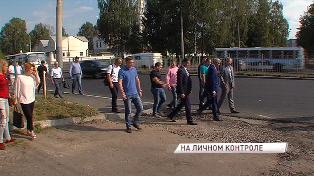 Областное правительство обязало мэрию благоустроить территорию на отремонтированном проспекте Авиаторов