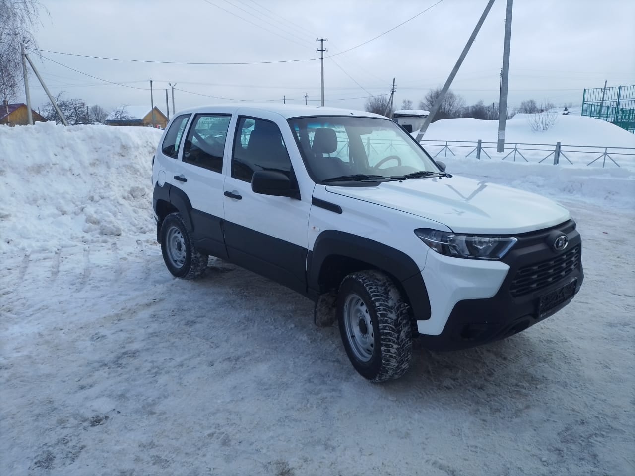 Новый автомобиль поступил в службу «Социальное такси» Первомайского района