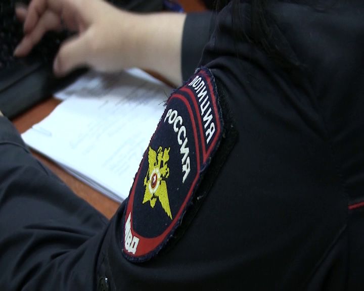 На Перекопе мужчина воровал видеорегистраторы