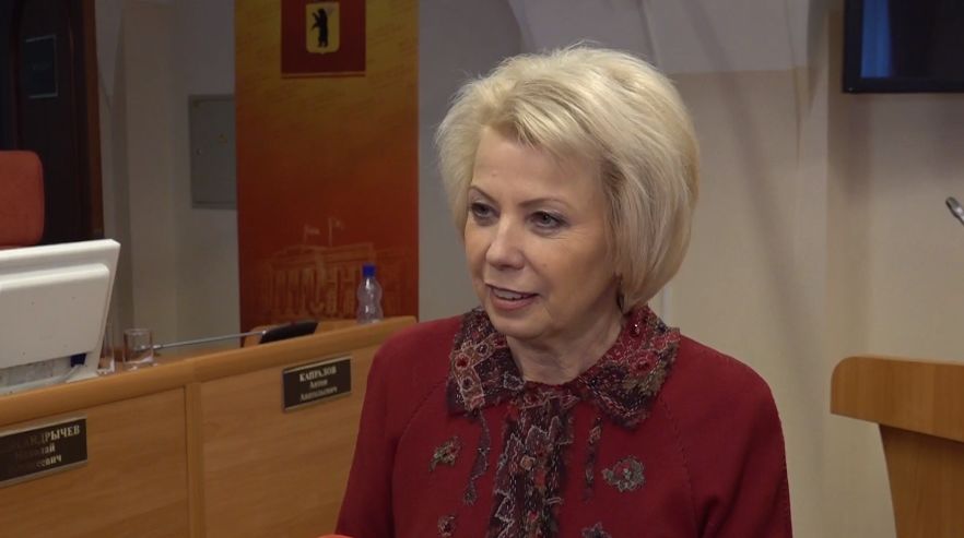 Лариса Ушакова: «Благодаря законопроекту некоторые категории граждан смогут ездить бесплатно на общественном транспорте в регионе»