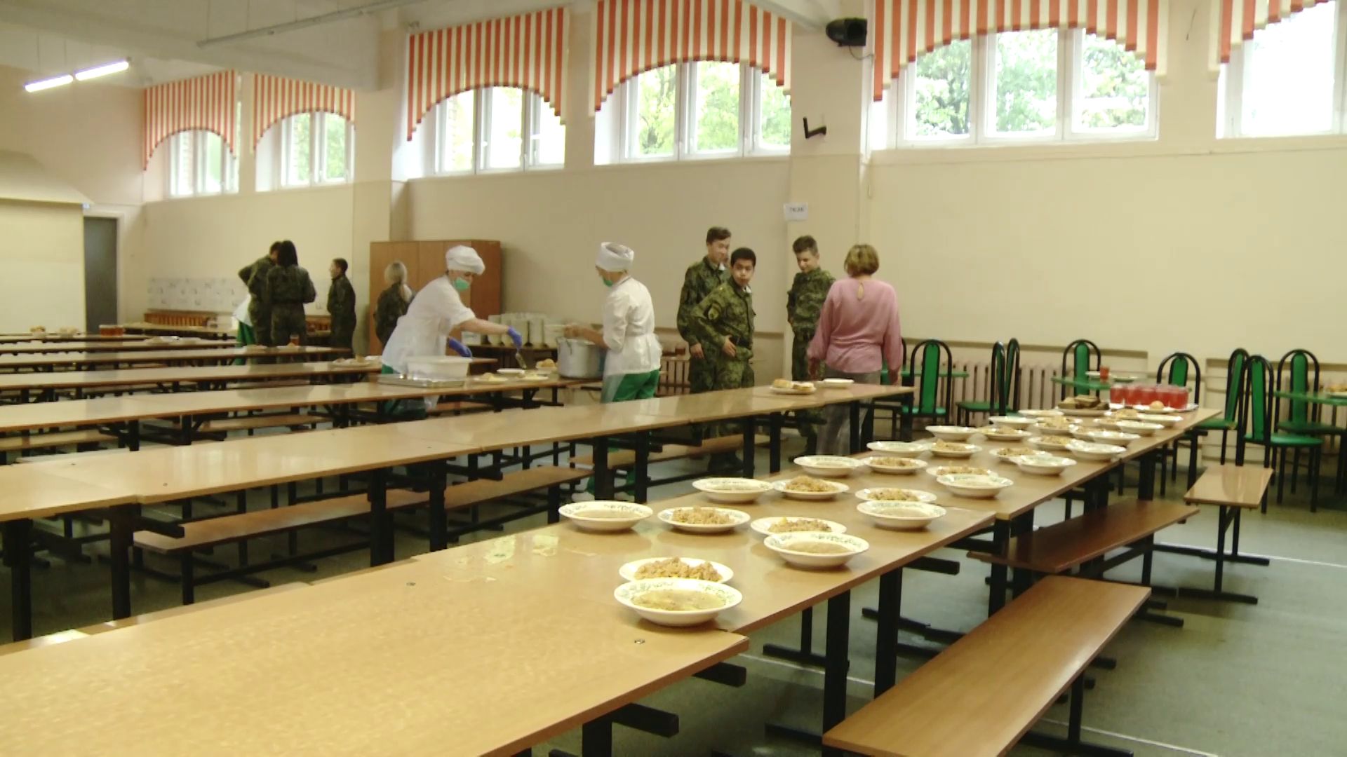 «Доверяй, но проверяй»: комиссия оценила качество бесплатного питания для школьников