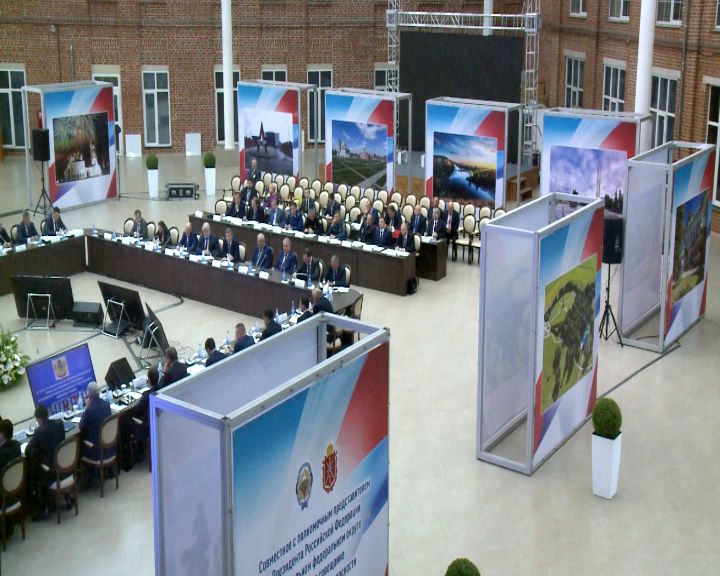 Дмитрий Миронов рассказал о защищенности региона на выездном совещании секретаря Совета Безопасности
