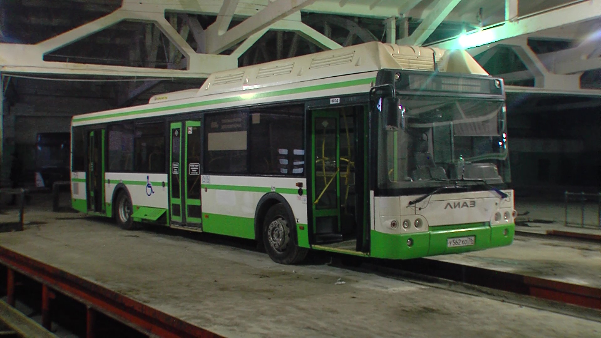 Ярославль бесплатно получил 10 автобусов из столицы