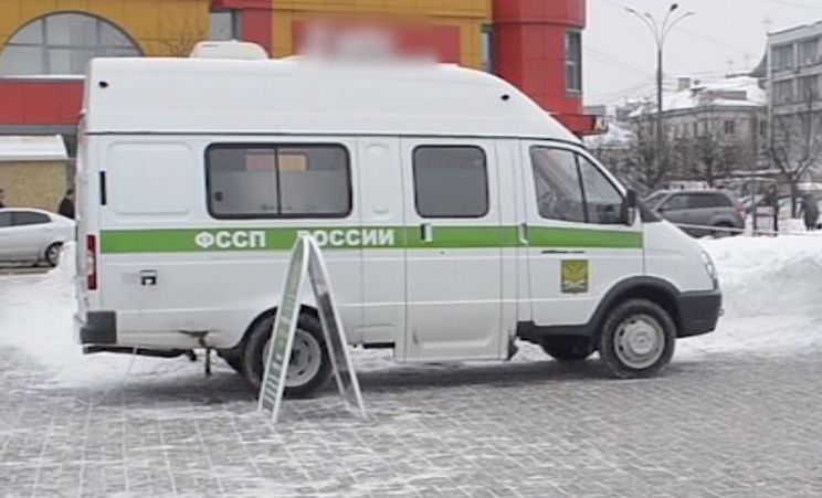 Семейная пара продала квартиру и не пустила в нее нового владельца