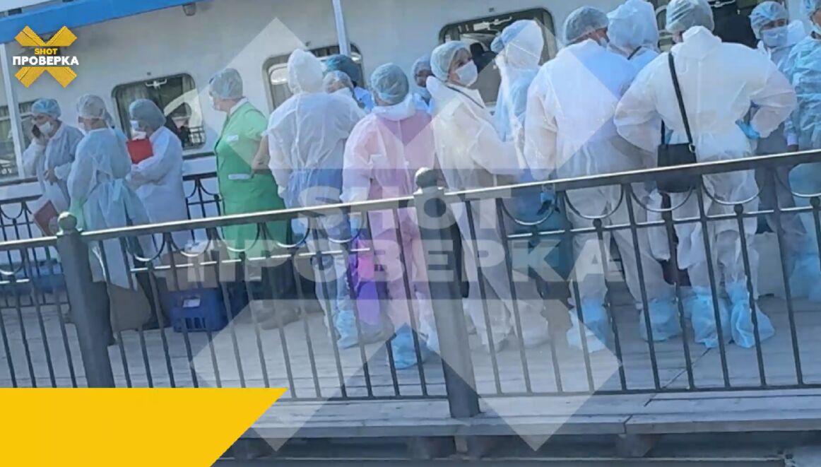 В Угличе сотни туристов сняли с теплохода из-за массового отравления