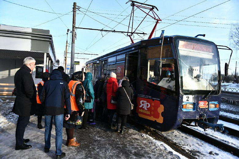 В трамваях с кондукторами в Ярославле сохранят прежний порядок посадки и высадки пассажиров