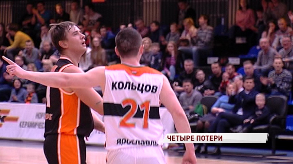 «Буревестник» покинули четыре игрока